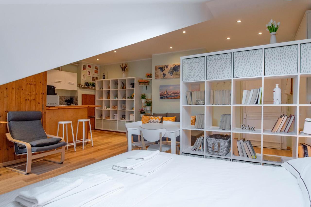 Nella casa del pittore Torino Esterno foto